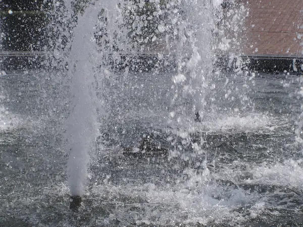 Acqua Fontana Nel Parco — Foto Stock
