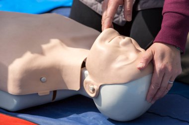 İlk yardım eğitimi