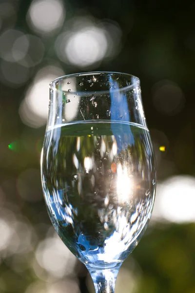 Glas Water Wazige Achtergrond Concept Van Gezonde Voeding — Stockfoto