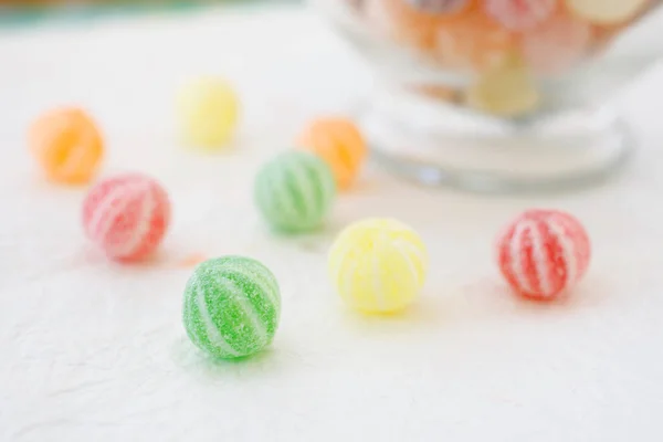 Nahaufnahme Von Glas Mit Süßen Bunten Bonbons — Stockfoto