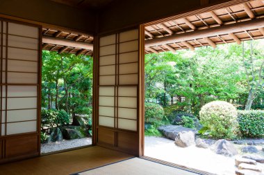 Geleneksel Japon evi iç mimarisi.