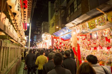 Hirota Tapınağı, Imamiya Ebisu İstasyonu, Osaka Bölgesi