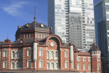 Tokyo İstasyonu, Japonya 'nın başkenti Tokyo' ya açılan kapıdır..