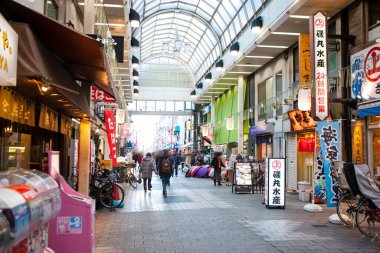 Tokyo, Japonya 'nın Asakusa ilçesi manzarası.