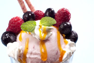 Lezzetli dondurmanın yakın plan görüntüsü.