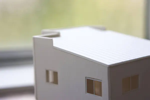 Primer Plano Del Modelo Casa Plástico Blanco —  Fotos de Stock