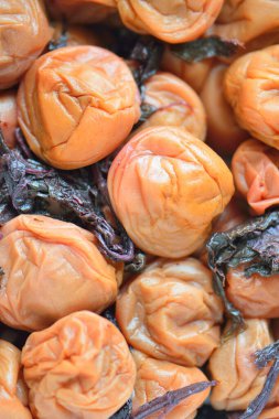 Umeboshi, Japon tatlısıyla erik turşusu. 