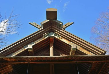 Eski bir Japon tapınağının resimli görüntüsü