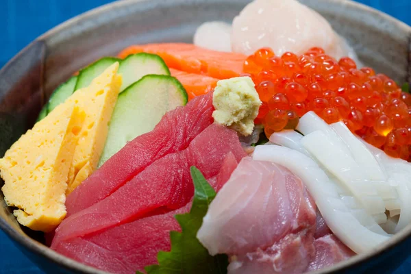Bowl Sushi Variety Fish Caviar Asian Food — Stock Photo, Image