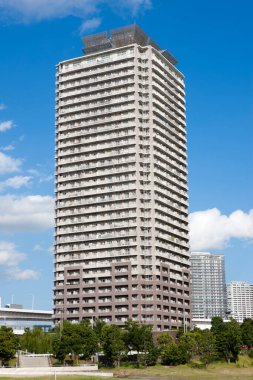 Şehrin modern binası