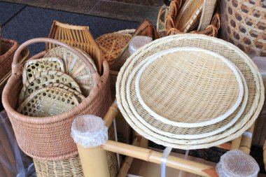 Japon pazarında satmak için farklı ürünler. 