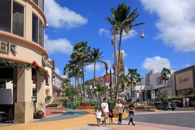 Tumon 'daki San Vitores Yolu manzarası