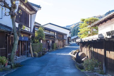 Tsumago-juku, Japonya 'nın Nagano ilinin Kiso Vadisi' ndeki tarihi posta kasabası.               