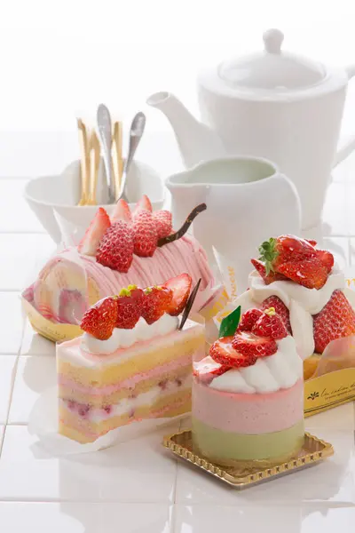 Close View Delicious Strawberry Dessert Tea Set — Stock Photo, Image