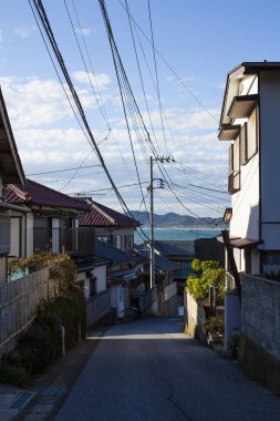 Denize yakın şehrin güzel manzarası