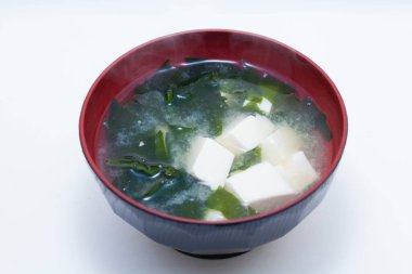 Japon geleneksel miso çorbası ve tofu.