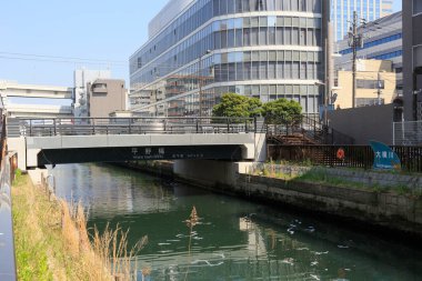 Modern şehir manzarası, kentsel ufuk çizgisi arkaplan görüntüsü 