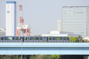 Modern şehir manzarası, kentsel ufuk çizgisi arkaplan görüntüsü 