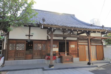 Eski bir Japon tapınağının büyüleyici görüntüsü