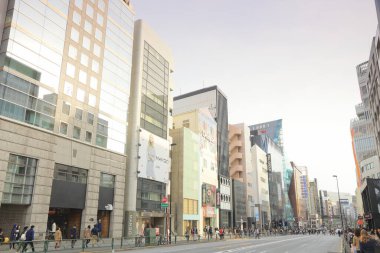 Mimari, güneş ışığı şehrin karmaşık yoğunluğunu vurgular vurgular vurgular vurmaz yaşam için bir ortam oluşturur..