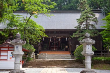 Şehir parkındaki Japon dini tapınağı