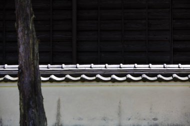 Japon geleneksel ev çatısı