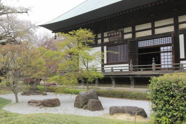 Jshinji olarak da bilinen Kuhonbutsu Jshin-ji, Setagaya, Tokyo 'da bulunan bir Budist tapınağıdır..