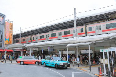 Japonya 'nın mimarisi ve tren yolu olan büyük bir şehri. 