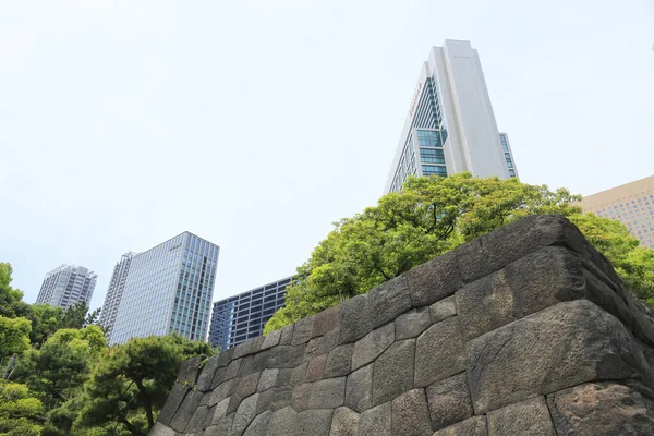 Tokyo, Japonya 'daki Hama-rikyu bahçeleri.