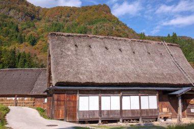 Shiraago, rakawa, japan - 16 Kasım, 2018: Rakawa ahşap evi - git, unesco mirası