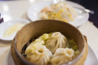 Geleneksel Japon yemekleri, hamur tatlısı, yakın plan.