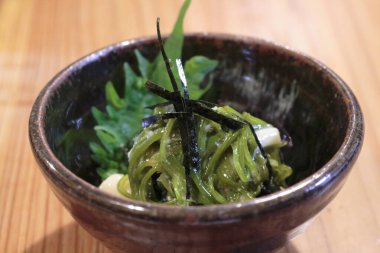 Asya yemekleri, kâsede haşhaş