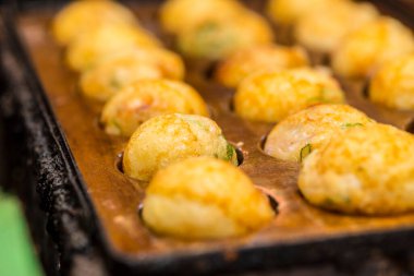 Tepside fırında patates. 