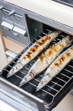 Izgarada nefis balıklar