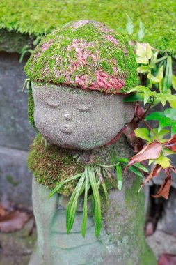 Zojoji Tapınağı Sentaikoiku Jizo Heykeli