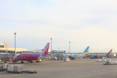 Uluslararası havaalanındaki uçakların görüntüsü