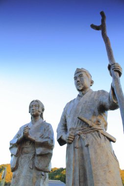 Japonya. Minamoto no Yoritomo ve Hojo Masako heykeli.