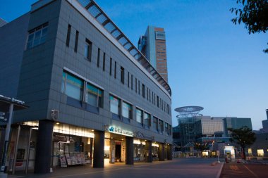 Karmaşık mimarisi olan Tokyo 'nun yoğun silueti