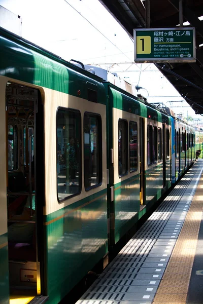 Kanagawa Japan Bahnsteig Der Enoden Kamakura Station — Stockfoto