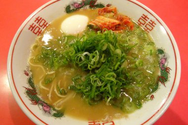 Etli eriştenin mutfak fotoğrafı.