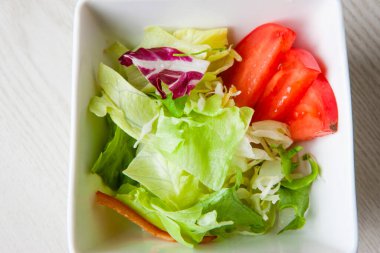 taze salata tabağı