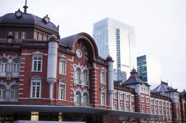 Japonya 'daki tarihi Marunouchi İstasyonu Binası. 