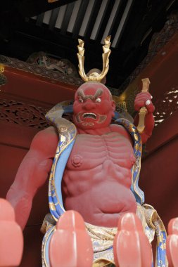 Nikko, Japonya 'da bir tanrı heykeli manzarası