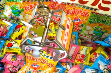 Atari makinesinde renkli şeker çeşitleri