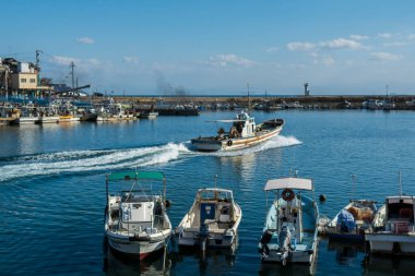 Tomonoura, turistlerin Seto İç Denizi manzarasının keyfini çıkarabilecekleri bir yer.