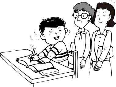 Gülümseyen çocuk masada iki yetişkinin yanında yazıyor.