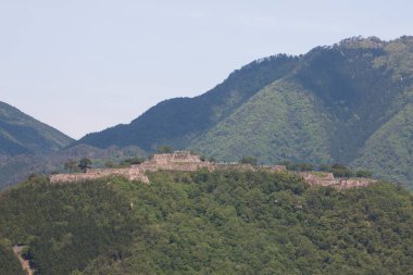 Asago, Hyogo, Japonya 'daki Takeda Kalesi Harabeleri