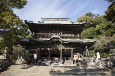 Dünyanın en ünlü simgesinin bulunduğu şehrin kutsal Buda tapınağı. 