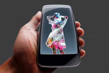 Modern akıllı telefon aygıtı kullanan kişinin yakın görüntüsü