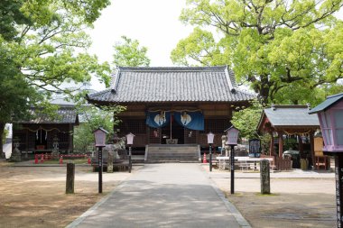 Tapınak manzarası, geleneksel Japon mimarisi.